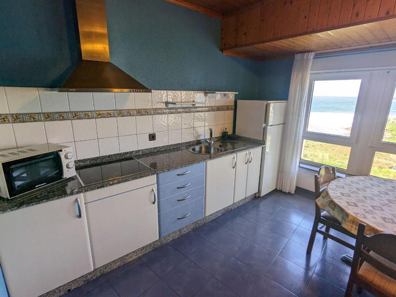 Vivienda Turistica Vacacional Maricarmen Arou Exterior foto