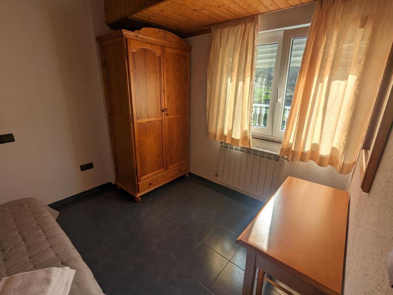 Vivienda Turistica Vacacional Maricarmen Arou Exterior foto