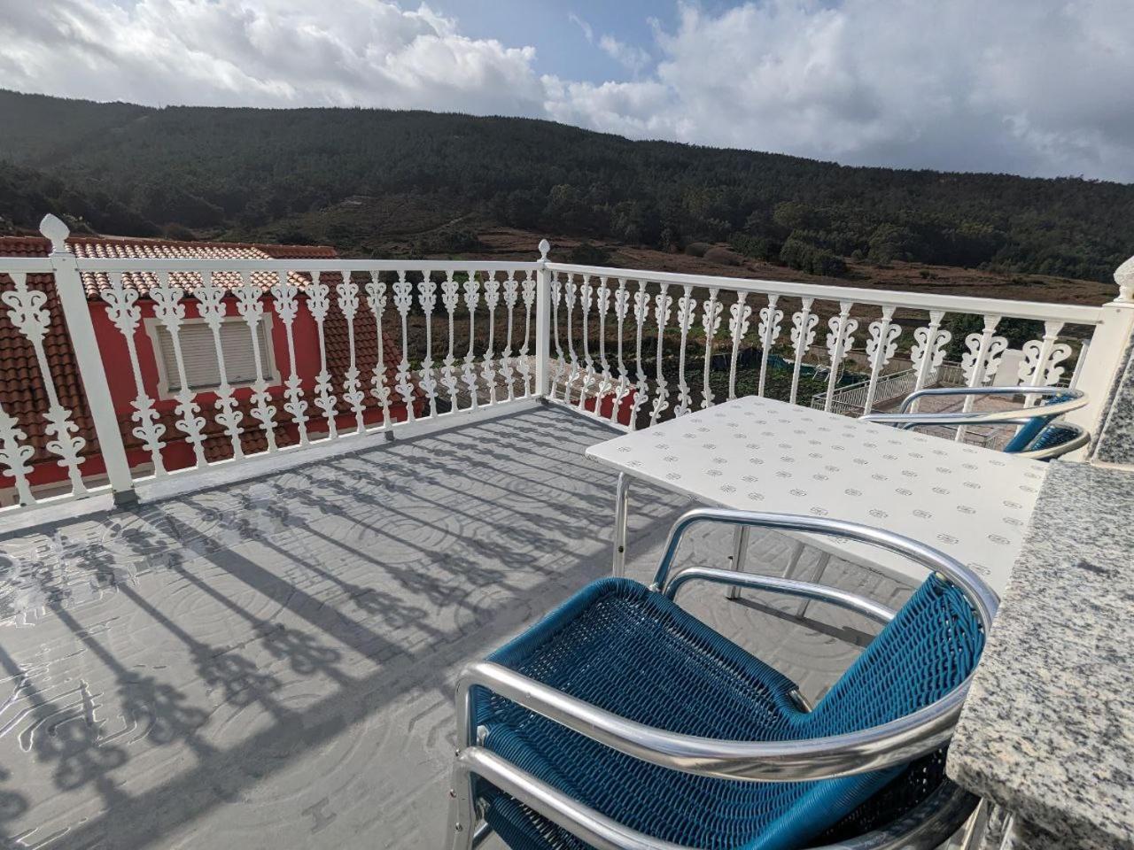 Vivienda Turistica Vacacional Maricarmen Arou Exterior foto