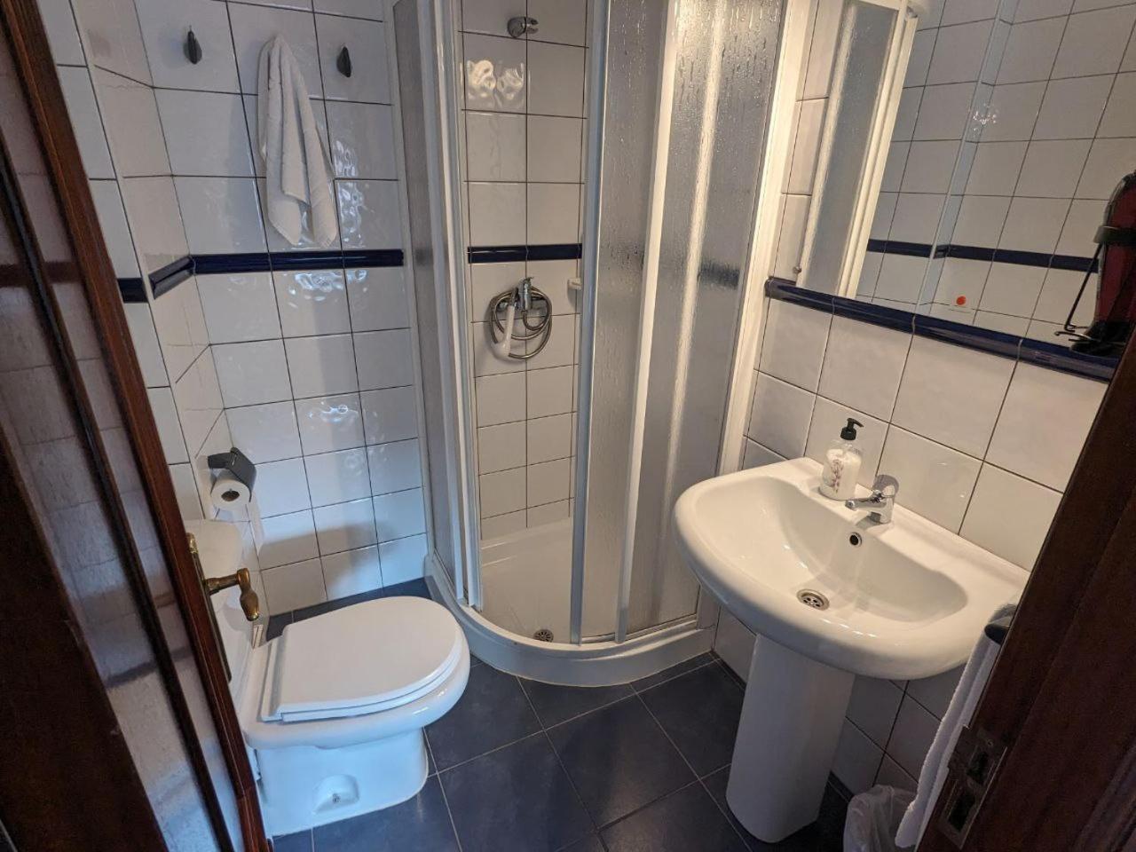 Vivienda Turistica Vacacional Maricarmen Arou Exterior foto